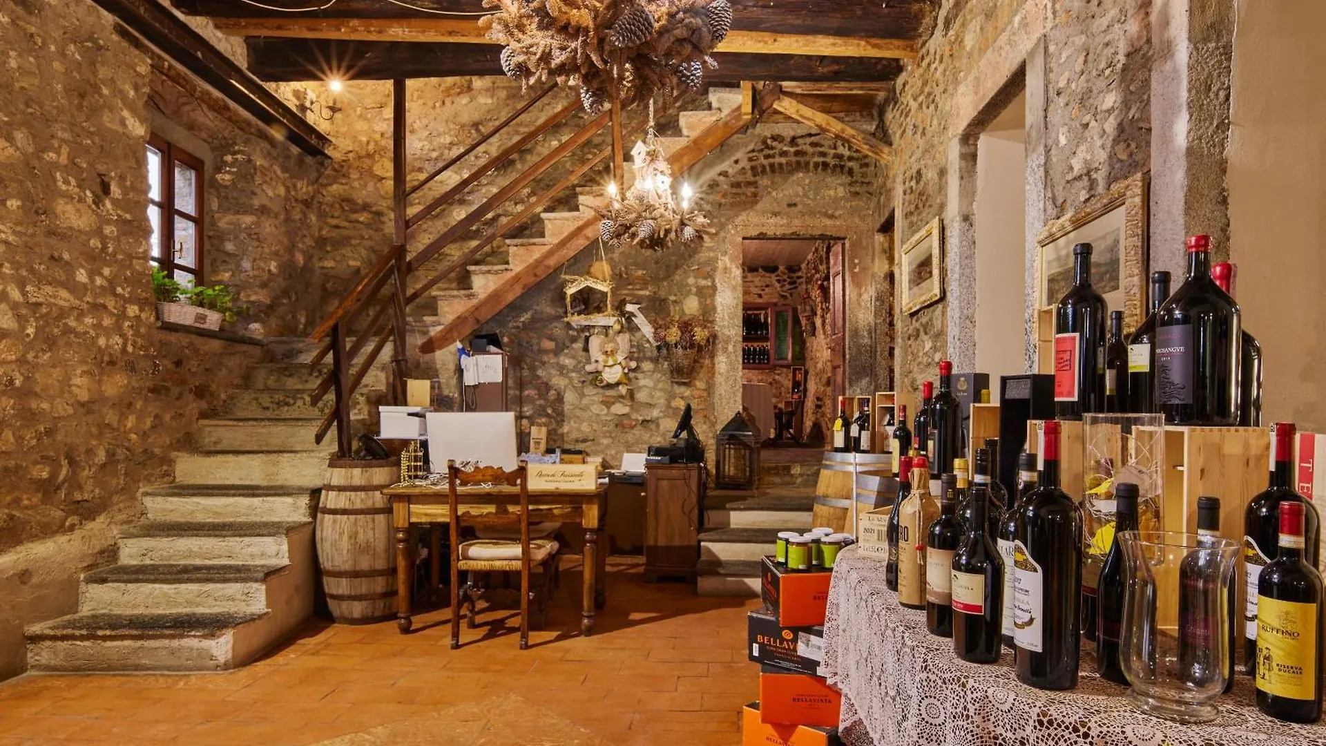 Agriturismo Cascina Mirandola Como 0*,  Italy